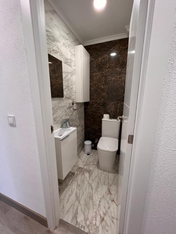 Orihuela Costa 3 Bdr Condo On La Zenia Beach With Patio Bagian luar foto